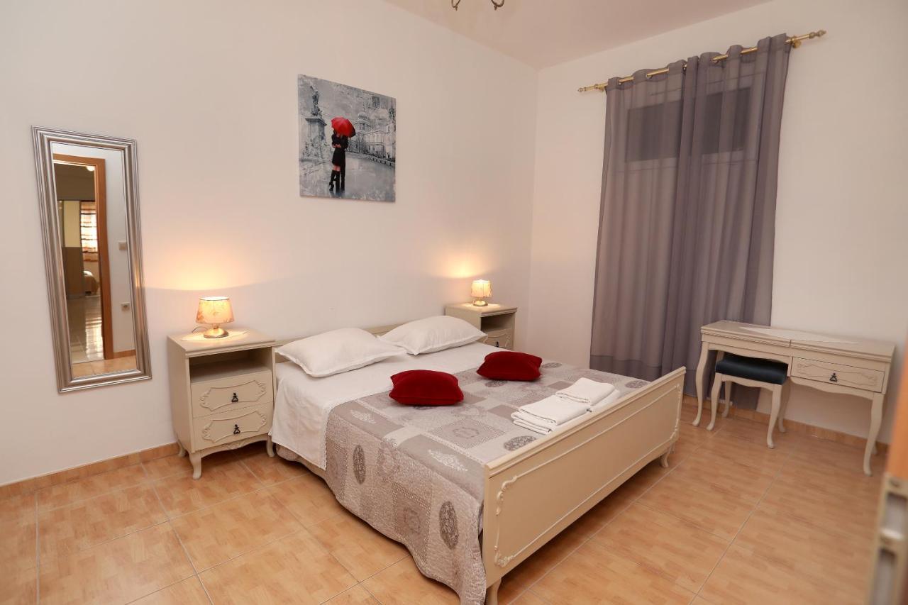 Vila Kuzmanic Trogir Ngoại thất bức ảnh